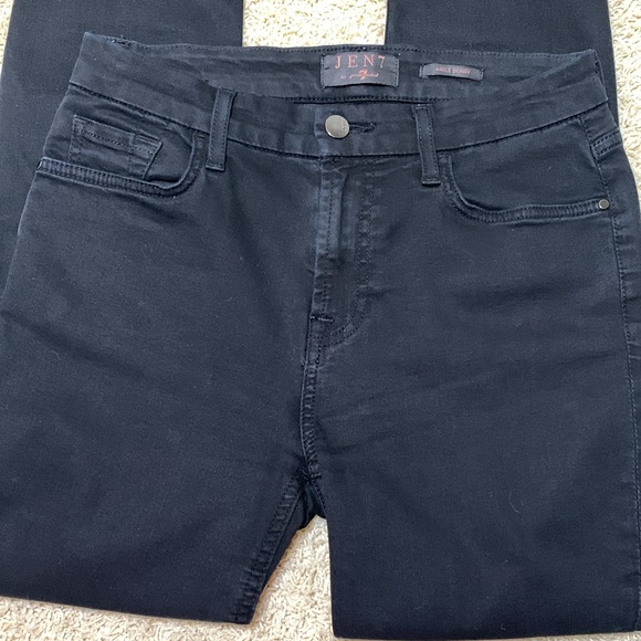7 For All Mankind Denim - Jen7 by 7 For All Mankind smooth Black Ankle Skinny Jeans‎ Size 4 mid rise